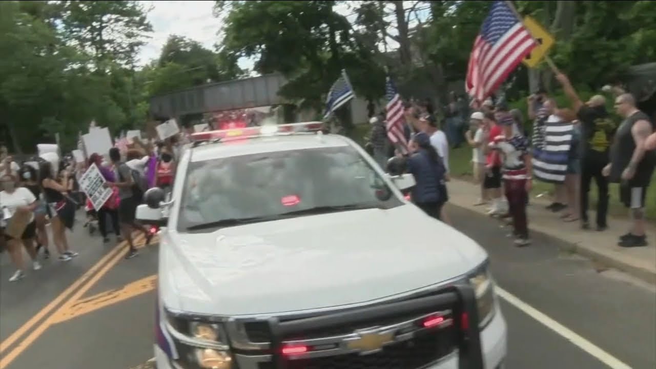 Protesters in Smithtown met by large group of counter-protesters
