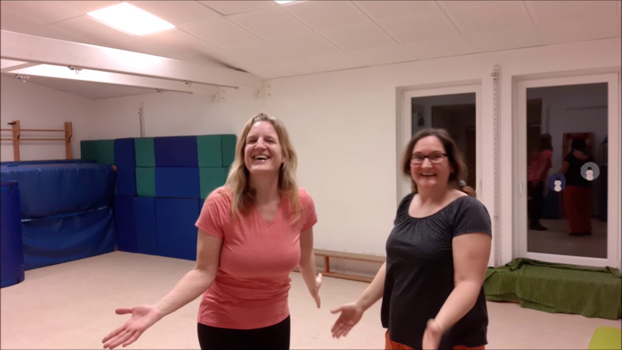 Lachyoga-Übung 