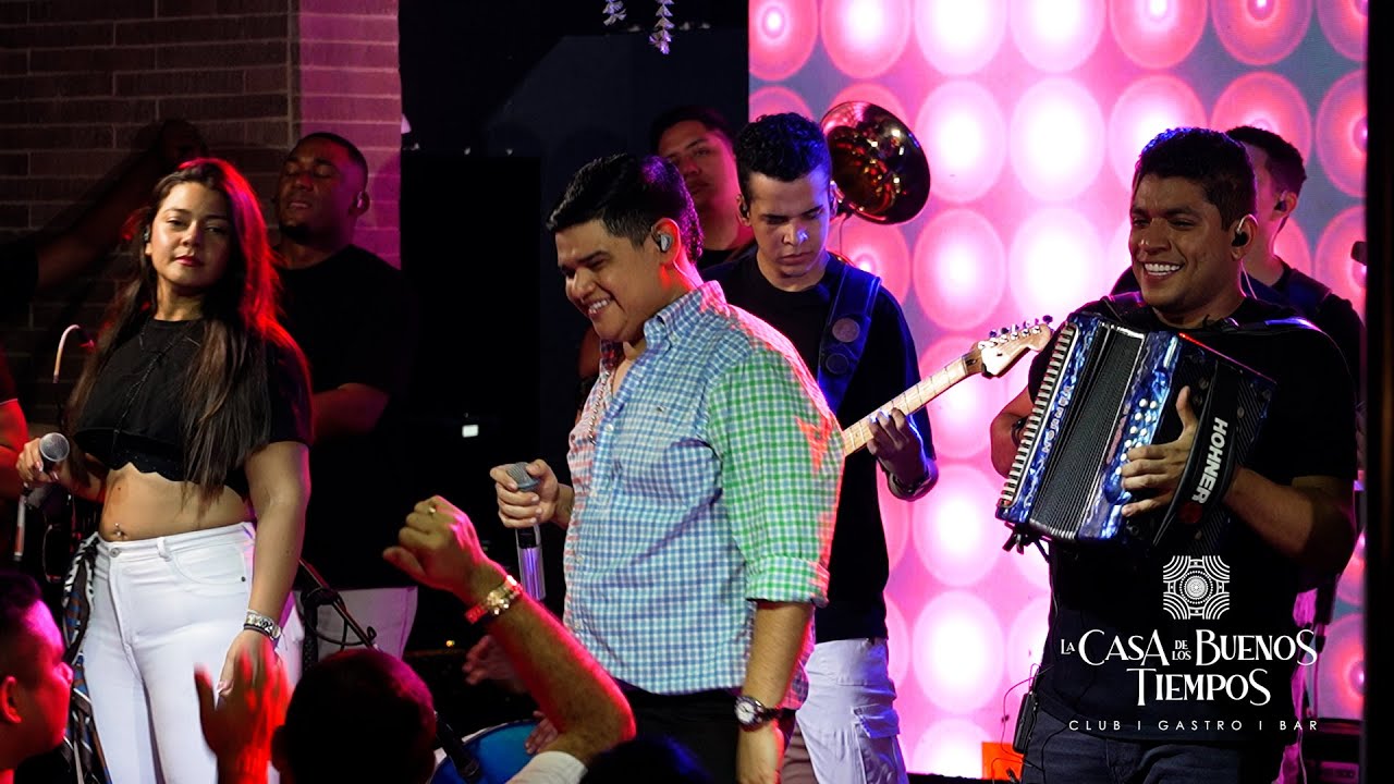 ESE MOMENTO LINDO (en vivo) - MARIO CERCHAR & CHUCHO OCAMPO