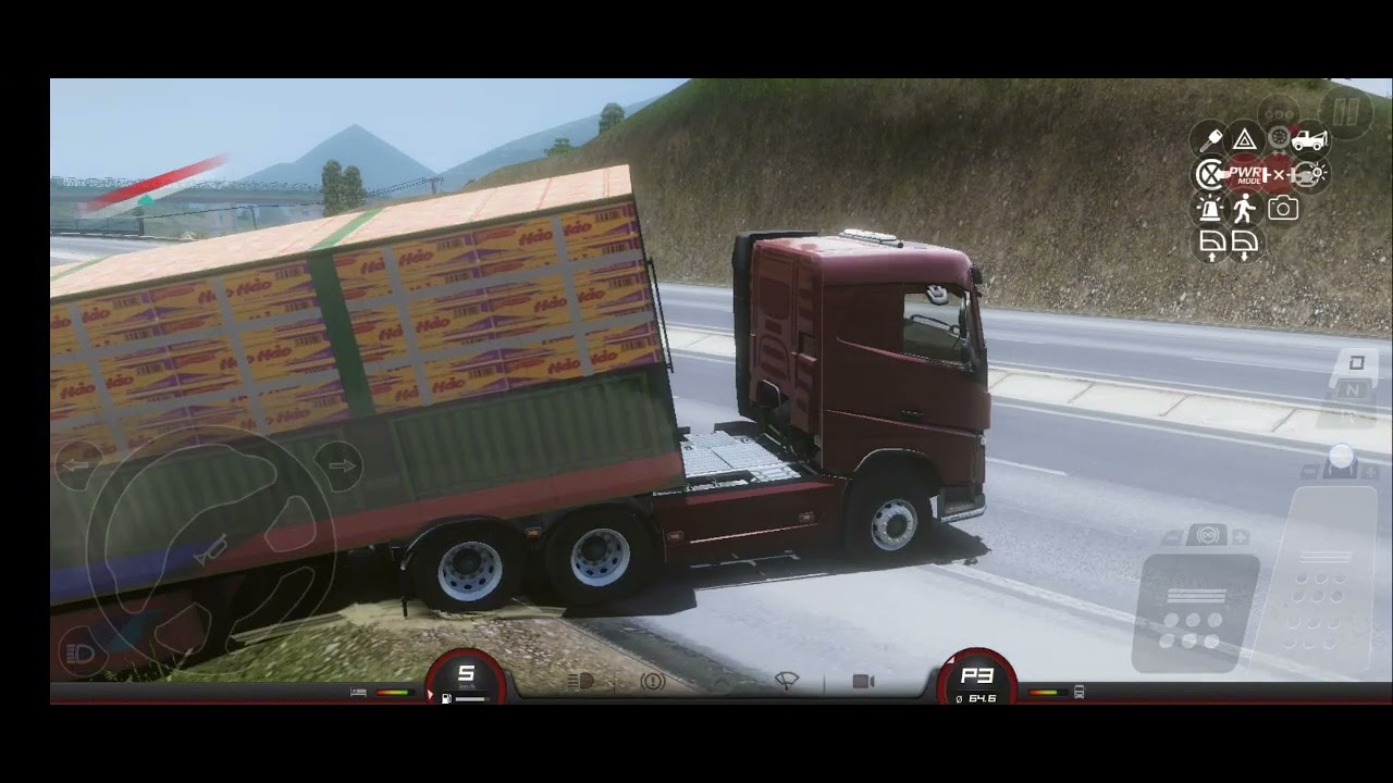 truck of 3 đơn hàng mì tôm hảo hảo chua cay