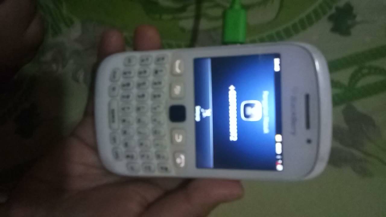 Blackberry Curve 9320 Incoming call