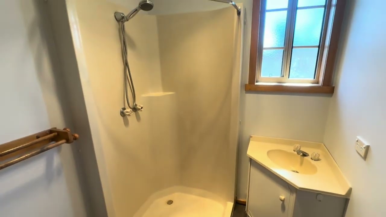Unit 2 138A Alanvale Road Newnham TAS 7248