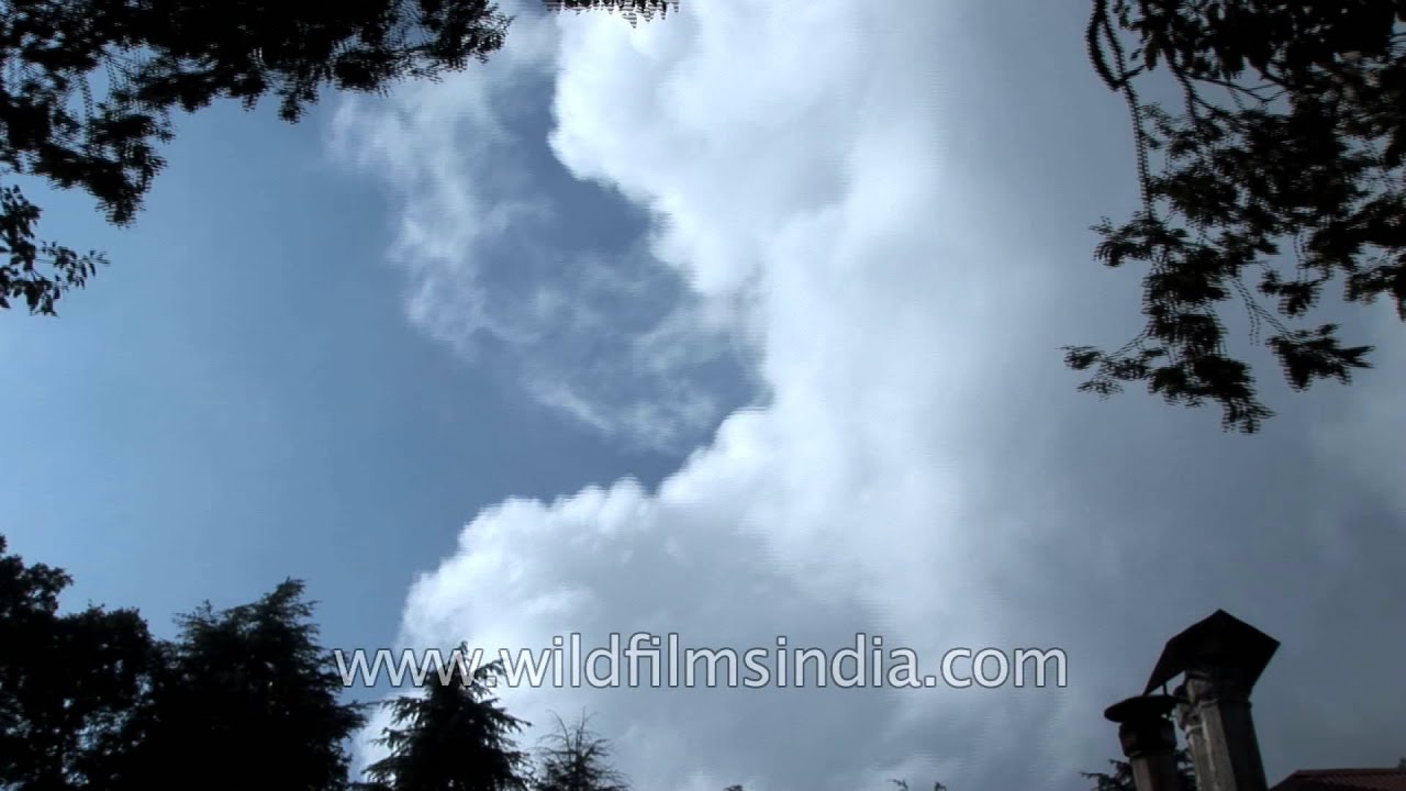 Astounding Mussoorie clouds in time lapse