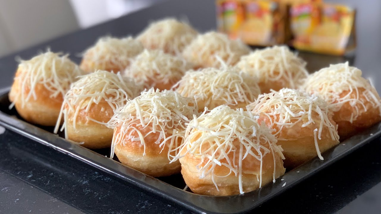 Membuat roti goreng emas with prochiz gold 5rb-an. Fried cheese bread