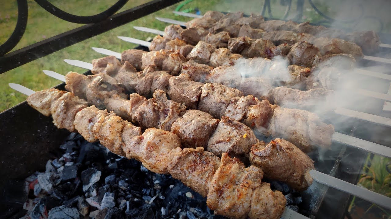 Рецепт Шашлыка из свинины в Луково-Лимоном маринаде. Классика.
