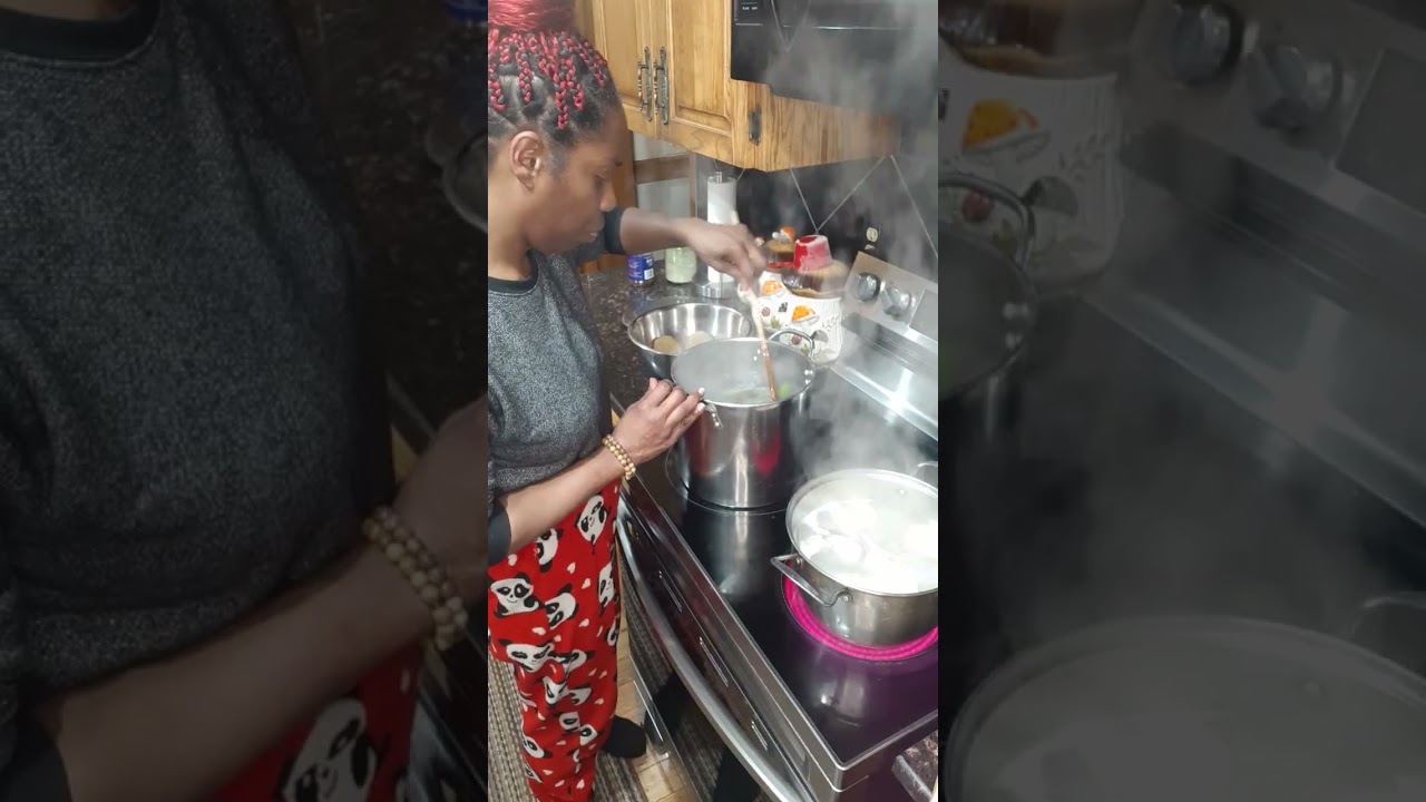 COOKING  MY HUSBAND FAVORITE BREAKFAST AND A MONDAY MORNING 