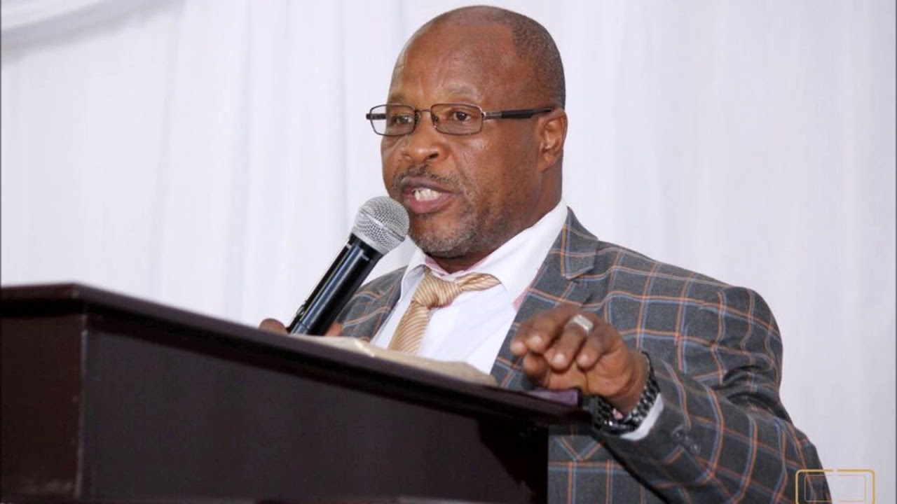 Usibuluke -  Sbu Zindela