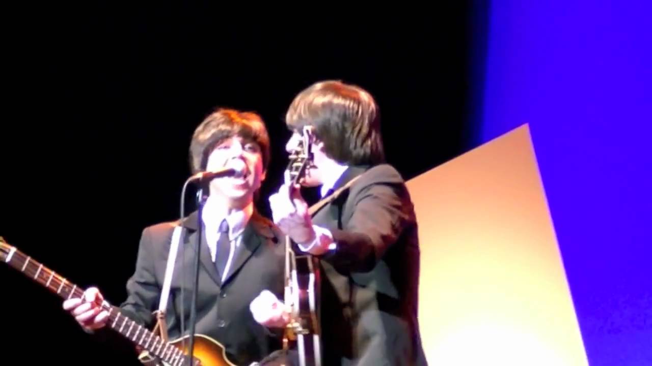 SHE LOVES YOU -- THE FAB FOUR (HD)