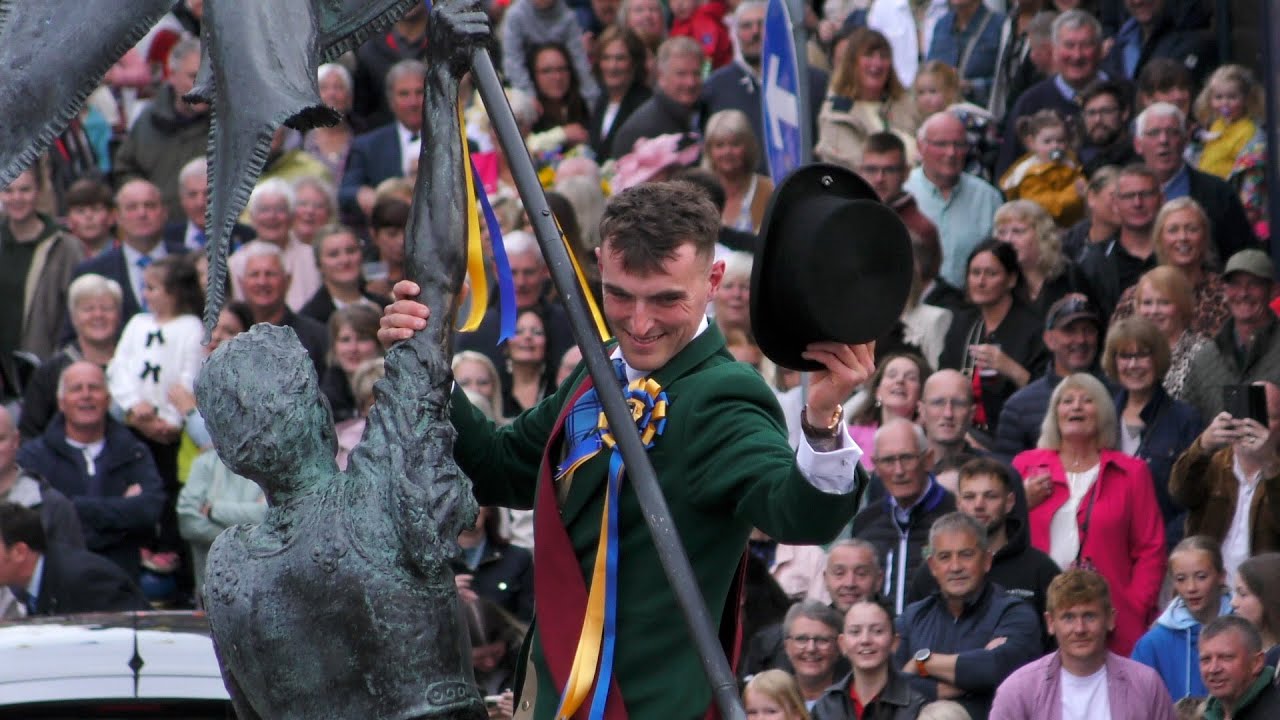 Cornet Jack Scott Ties The Ribbons | Hawick Common Riding 2025