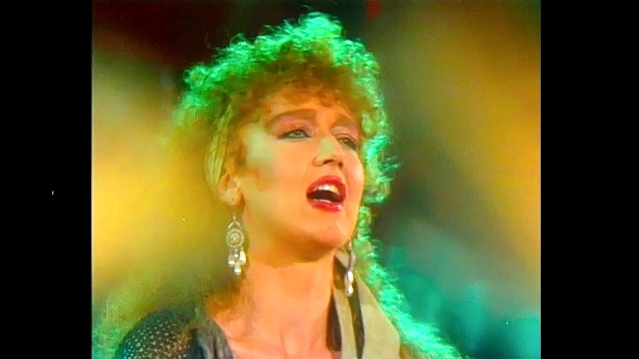 Fiorella Mannoia - Torneranno gli angeli (Il cappello sulle ventitr&eacute; 1983 - stereo)