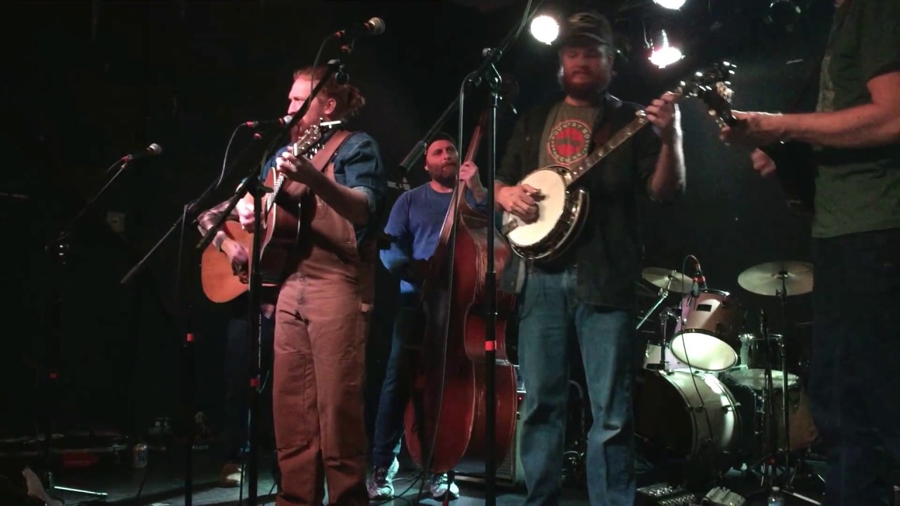 Tyler Childers w/The Wooks - The Wonder and the Why