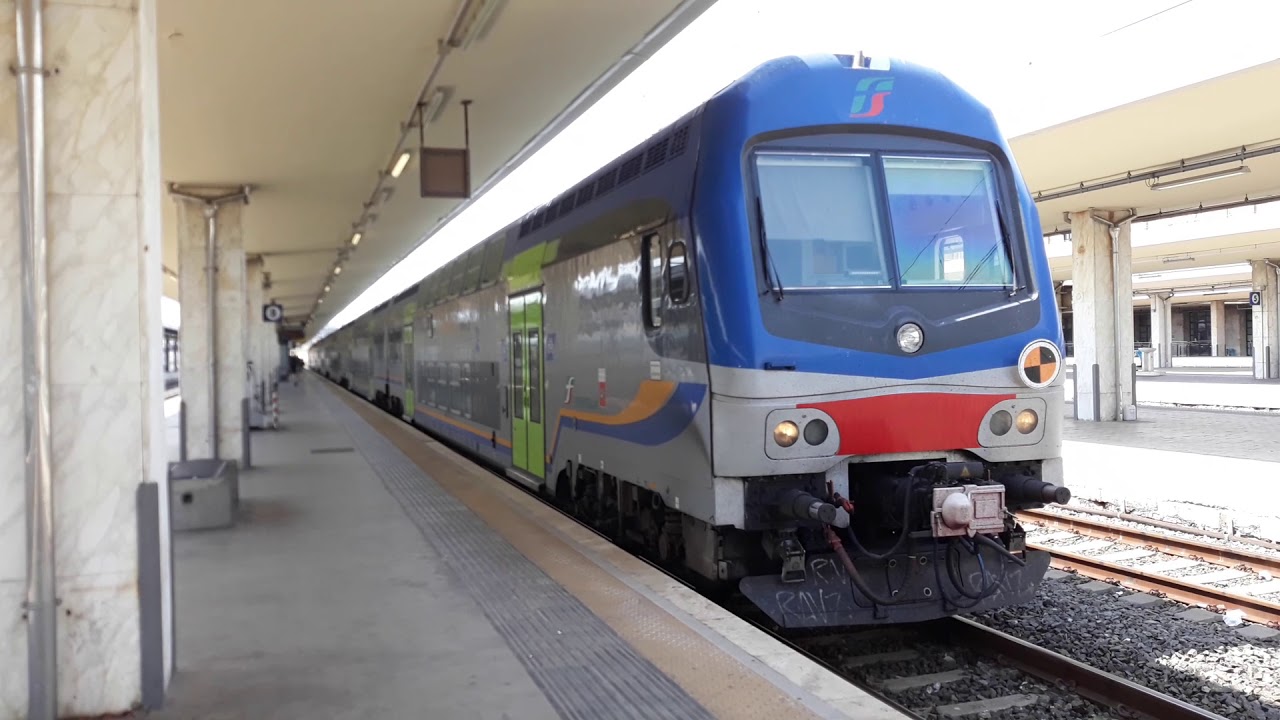 TRENI ALLA STAZIONE DI PISA CENTRALE!