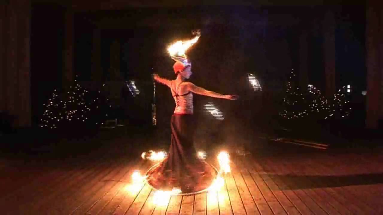 Linda Farkas (Magma Firetheater): Double Staff - Fire