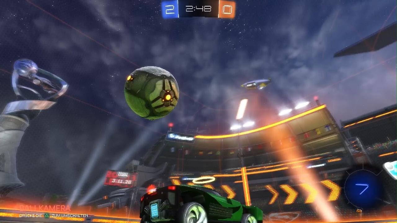 Ich spiele Rocket League.