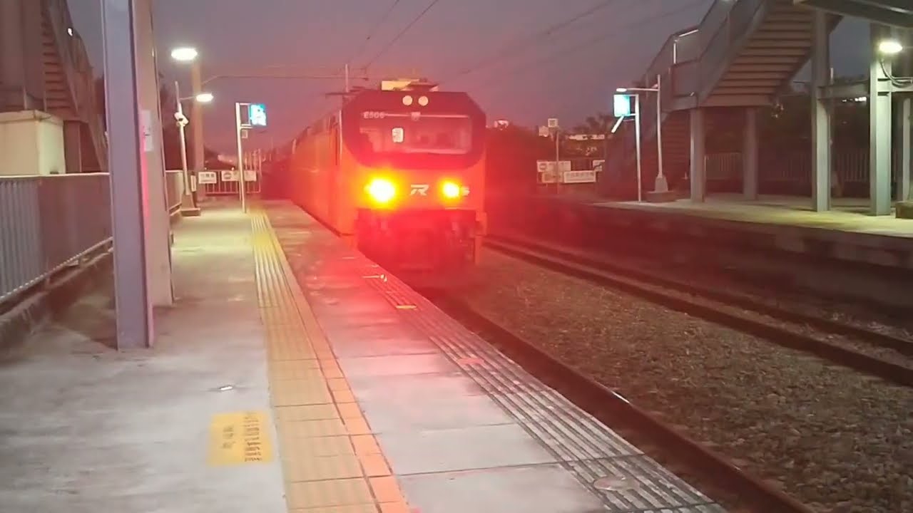 2025/2/15 六塊厝 臺鐵列車紀錄