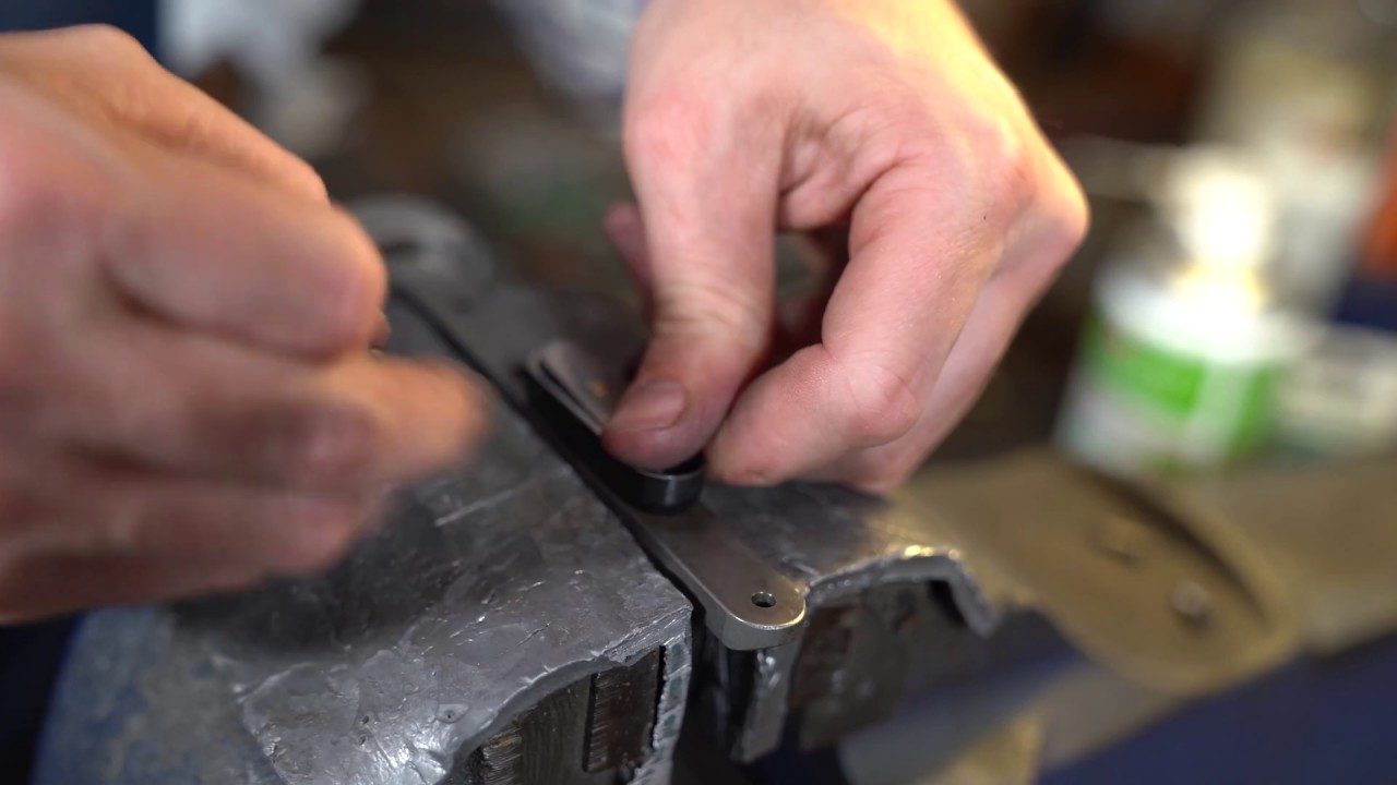 Beretta Shotgun Service Ep 3: Stripping down the forend
