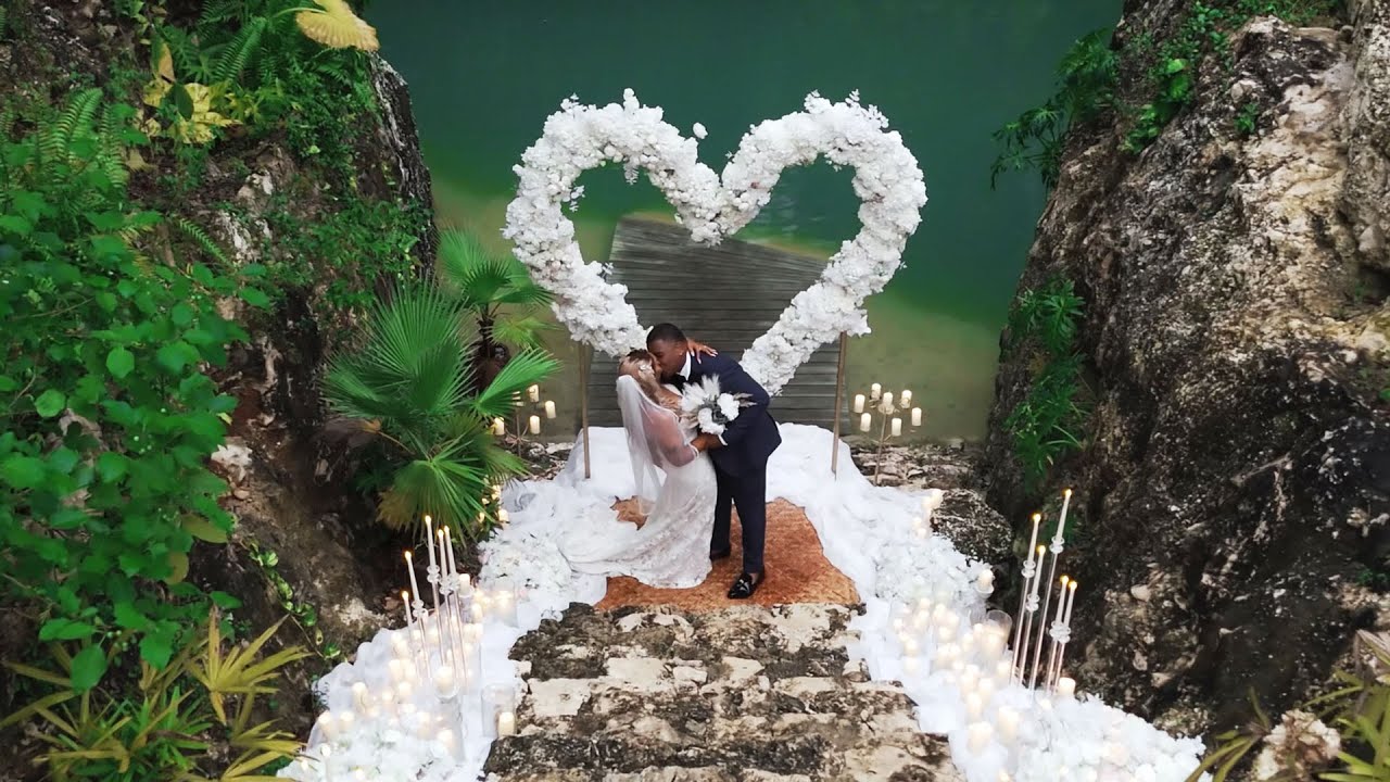 This Elopement in a Hidden Cenote Will Leave You Breathless 💍