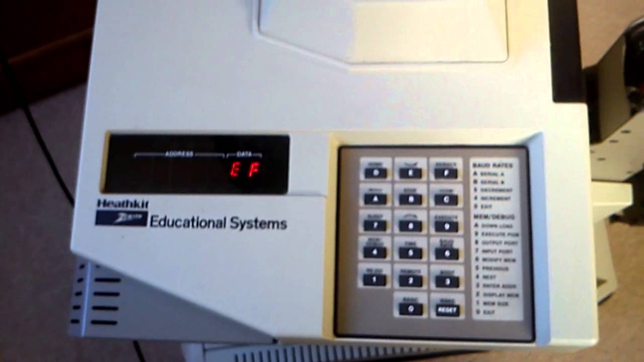 &laquo;Пожалуйста, введите код доступа!&raquo; Робот Heathkit Hero 2000