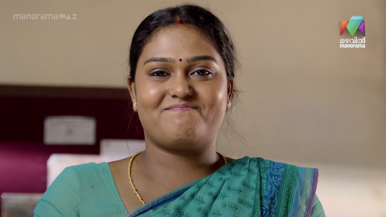 ഈ നിമിഷം മുതൽ ഈ സ്കൂളിന്റെ അധികാരി ഞാനാണ് ....