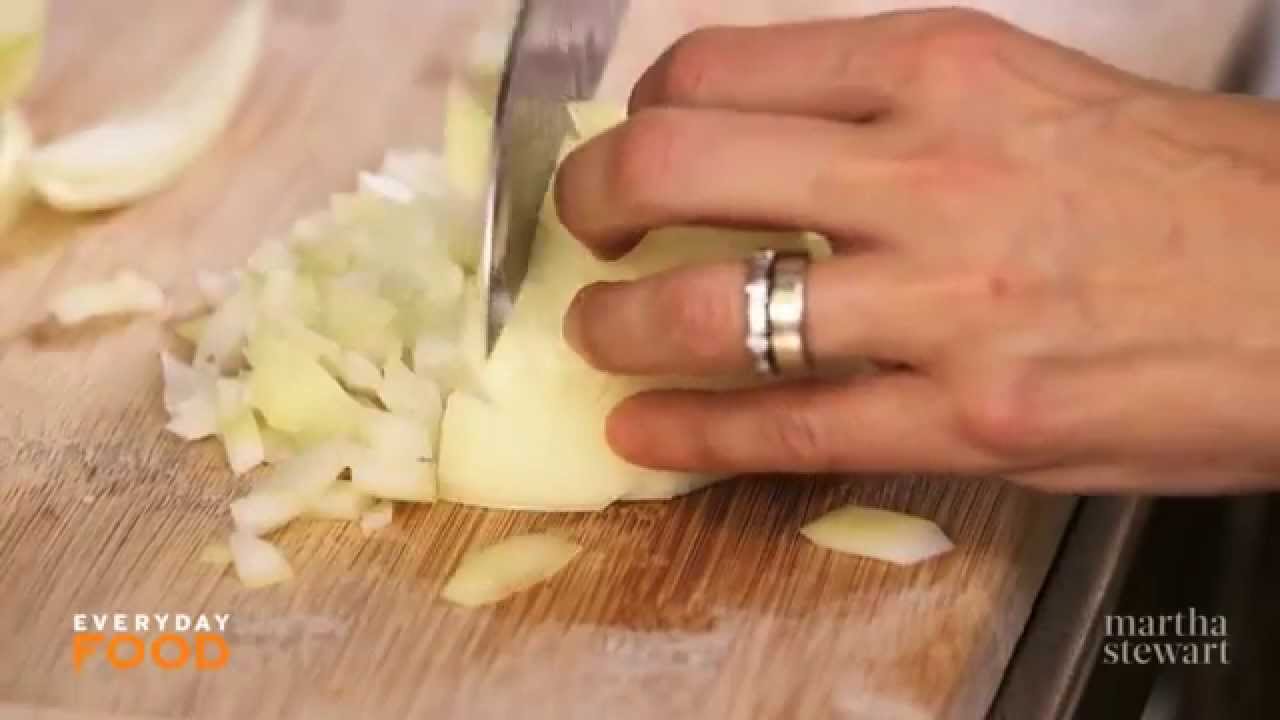 Киш с брокколи и чеддером, идеально подходящий для бранча &mdash; Повседневная еда с Сарой Кэри