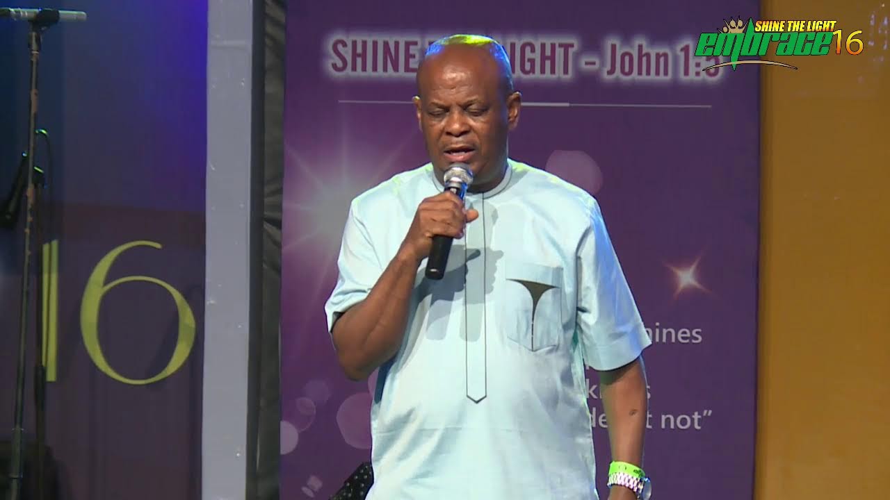 EMBRACE 16 - SHINE THE LIGHT (John 1:5)