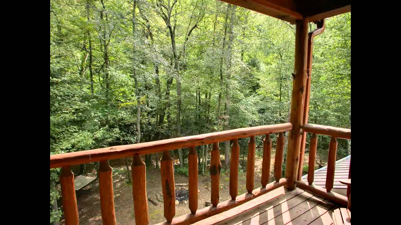 A CREEK RUNS THRU IT, Blue Ridge GA 30513, USA