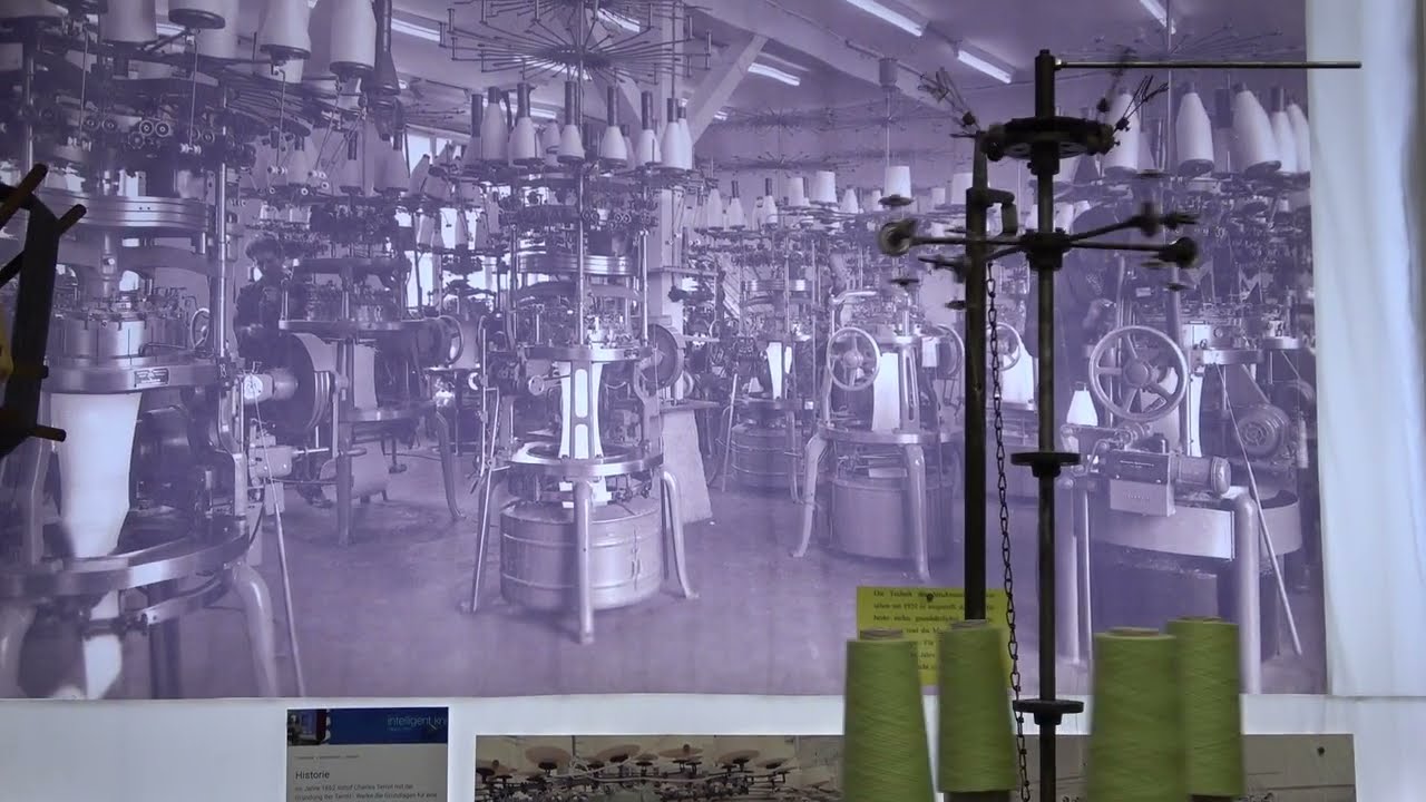 Rundstrickmaschine  zirka 1890 noch Funtktionfähig ! Heimat Museum Bodelshausen