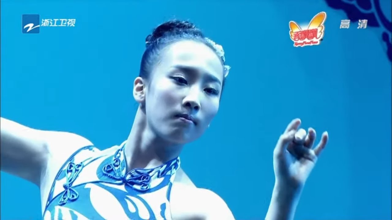 曾经学建筑的爸爸热衷教女儿钢管舞  女儿曝出与父亲的真实关系《中国梦想秀》EP1 花絮 20131011 [浙江卫视官方HD]