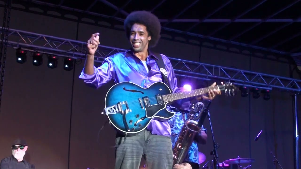 SELWYN BIRCHWOOD--2/25/23 VERO BEACH BLUES FESTIVAL