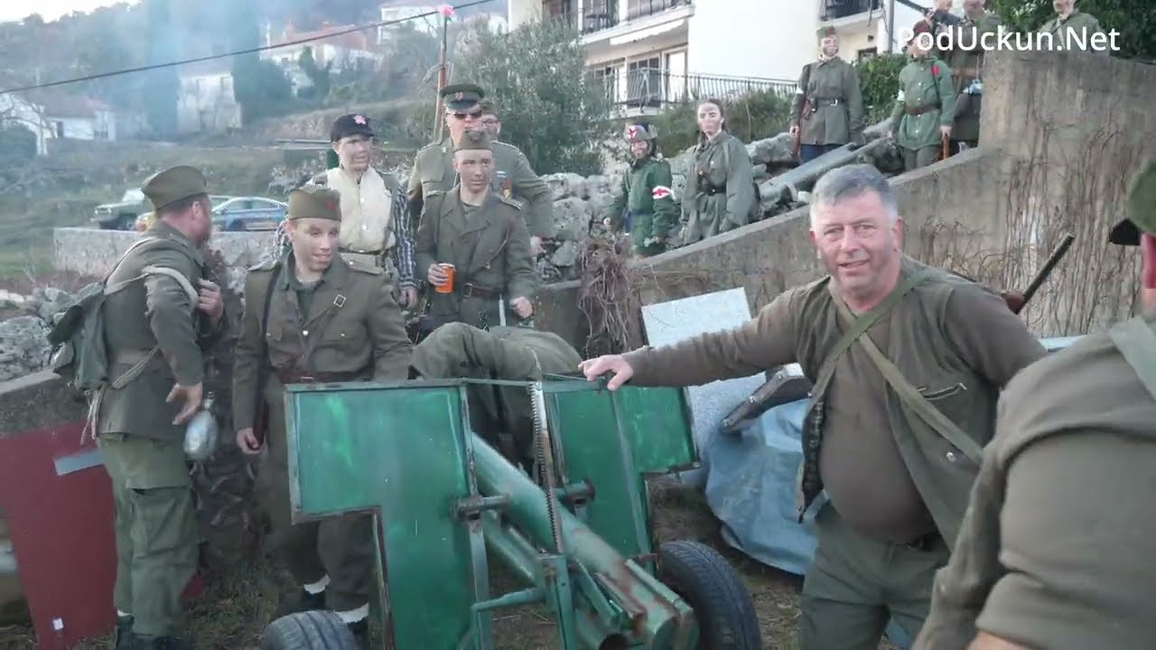 Povijesni pusni spektakl - partizani i nijemci u Bregima