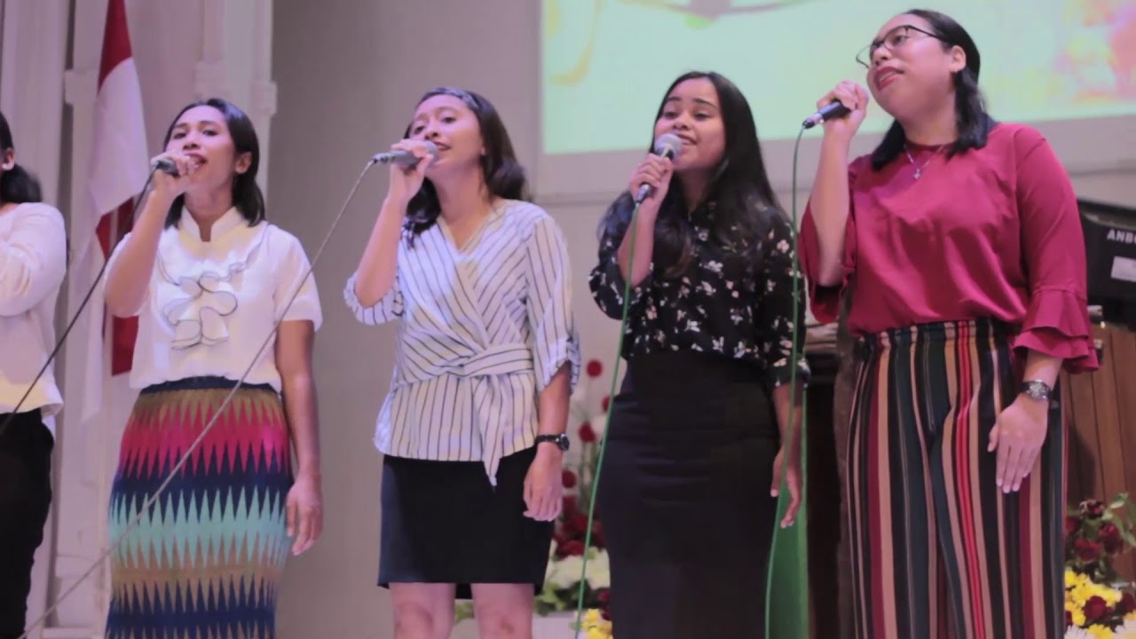 Api Injil medley Yesus Manise