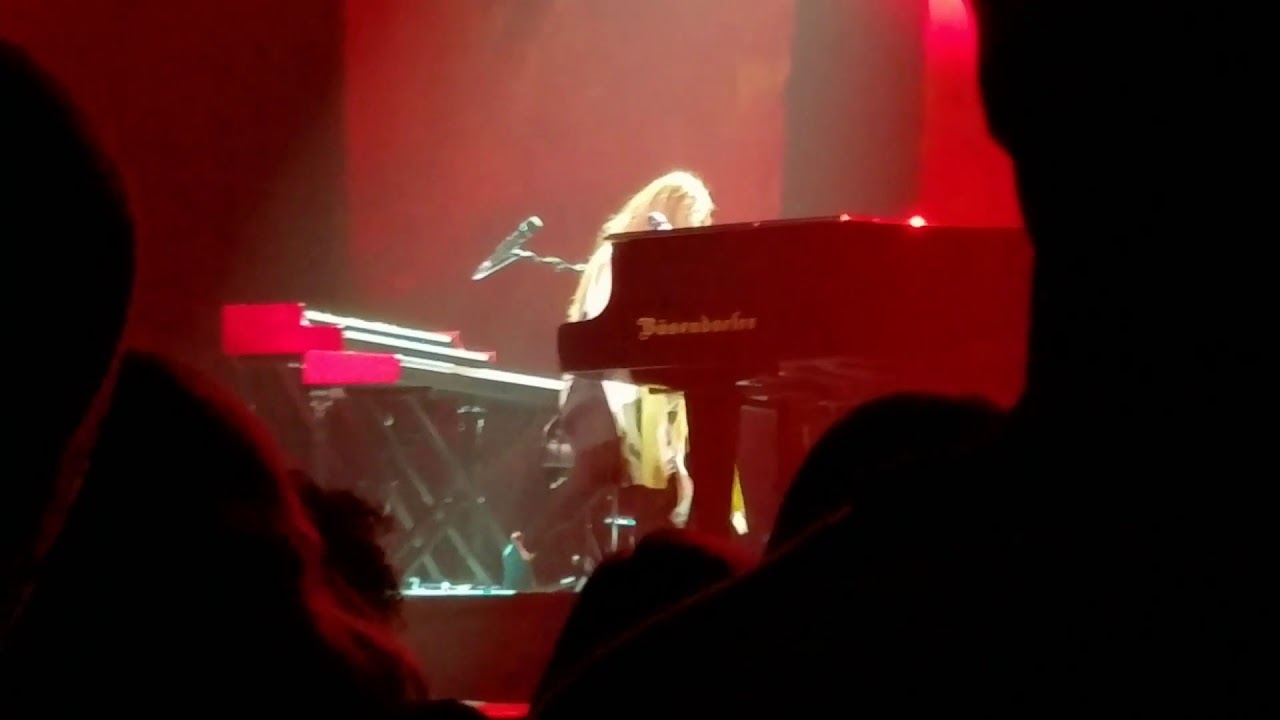 Tori Amos To The Fair Motormaids of Japan DEBUT!
