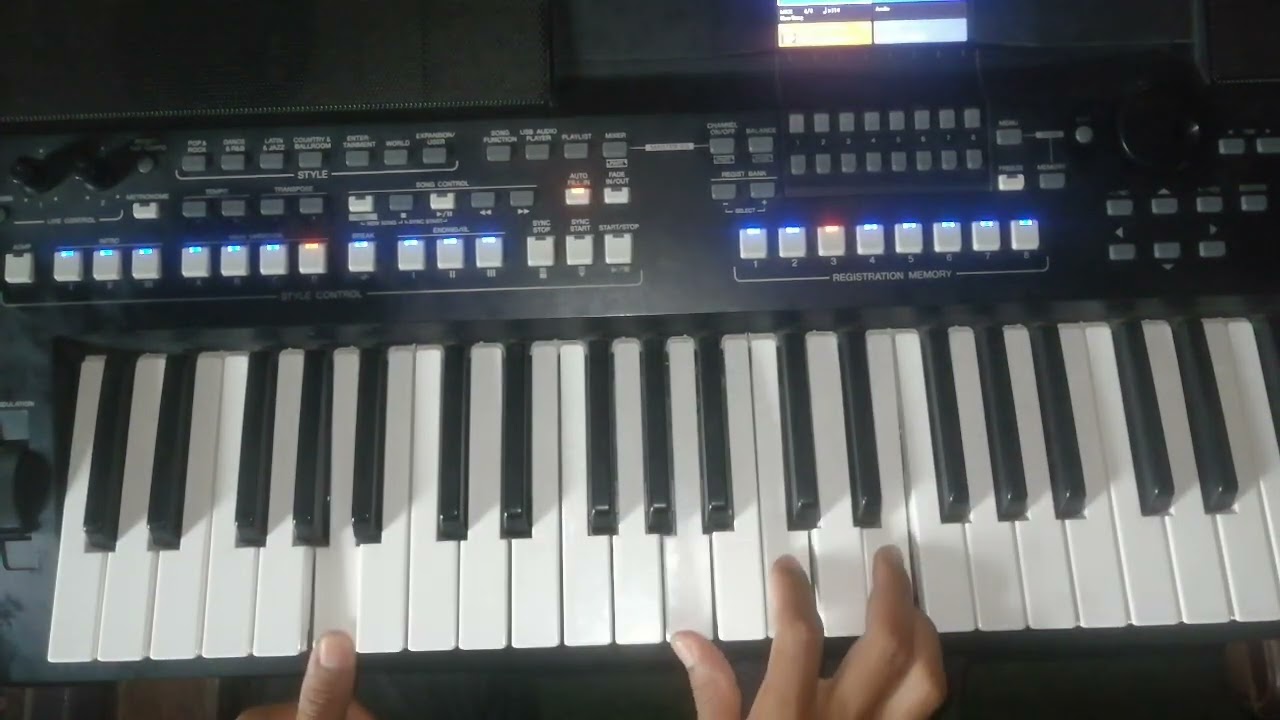 Piano, Salga de cámara el Novio y de su Talamo la Novia, ( Intro y Acordes)