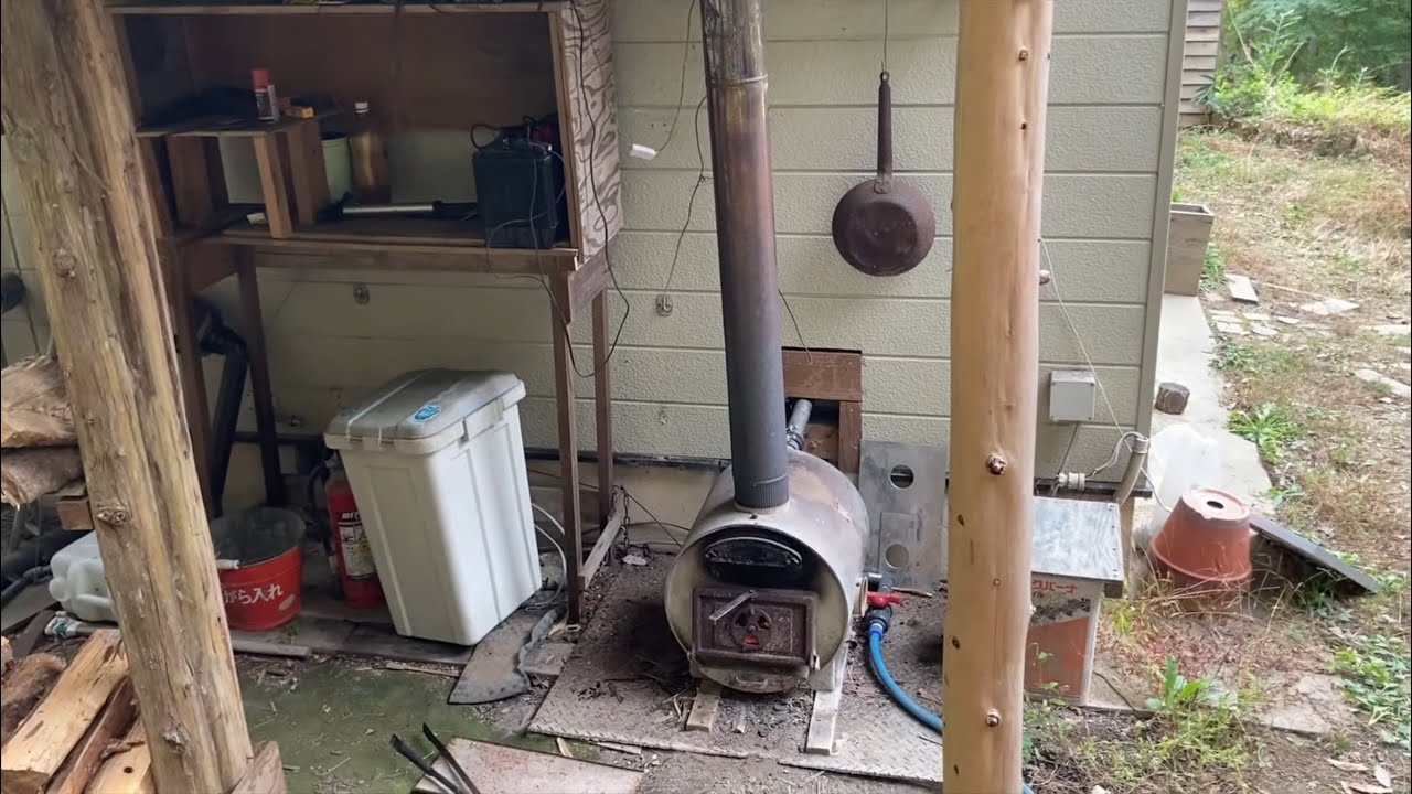 湧き水を貯めて、薪でお風呂を沸かす[電気水道ガス無し]