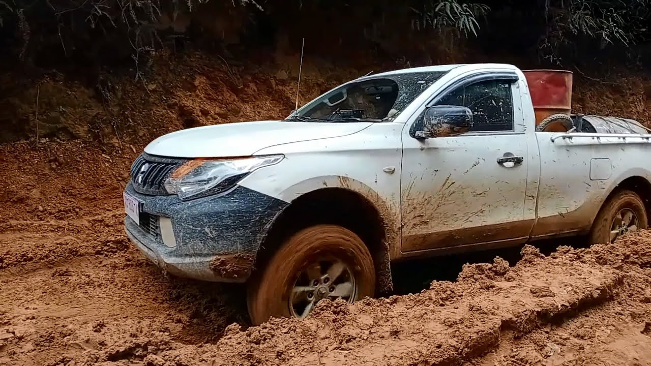 Mitsubishi Triton Toyota Hilux and Mitsubishi Strada L200 In Mud Route Extreme Trail