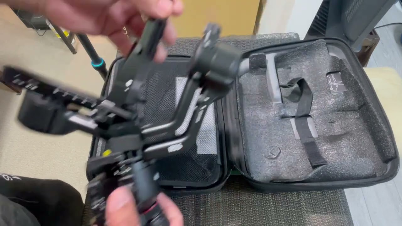 Unboxing DJI Ronon RS5 Combo
