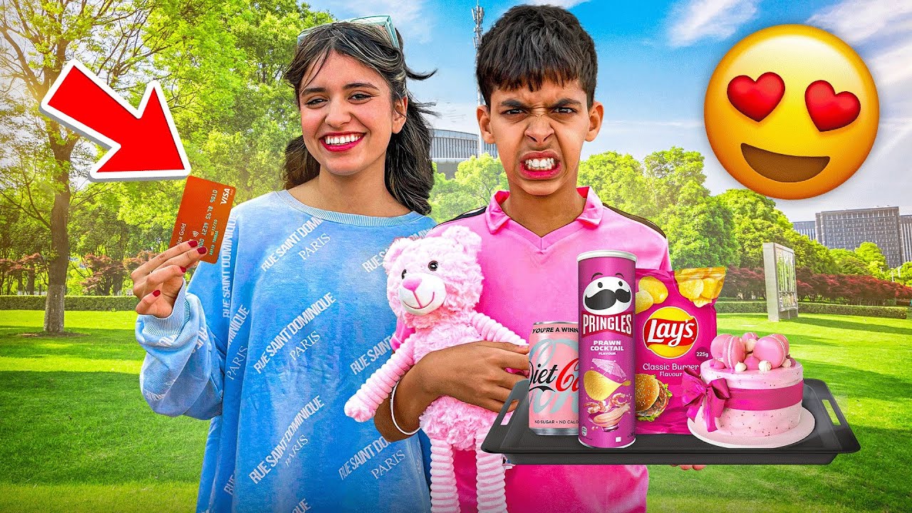 صديقتي تشتري لأخي كولشي بلون البنات ( الوردي ) 🌸😱 شوفوا شنوا لقا 🔥😂