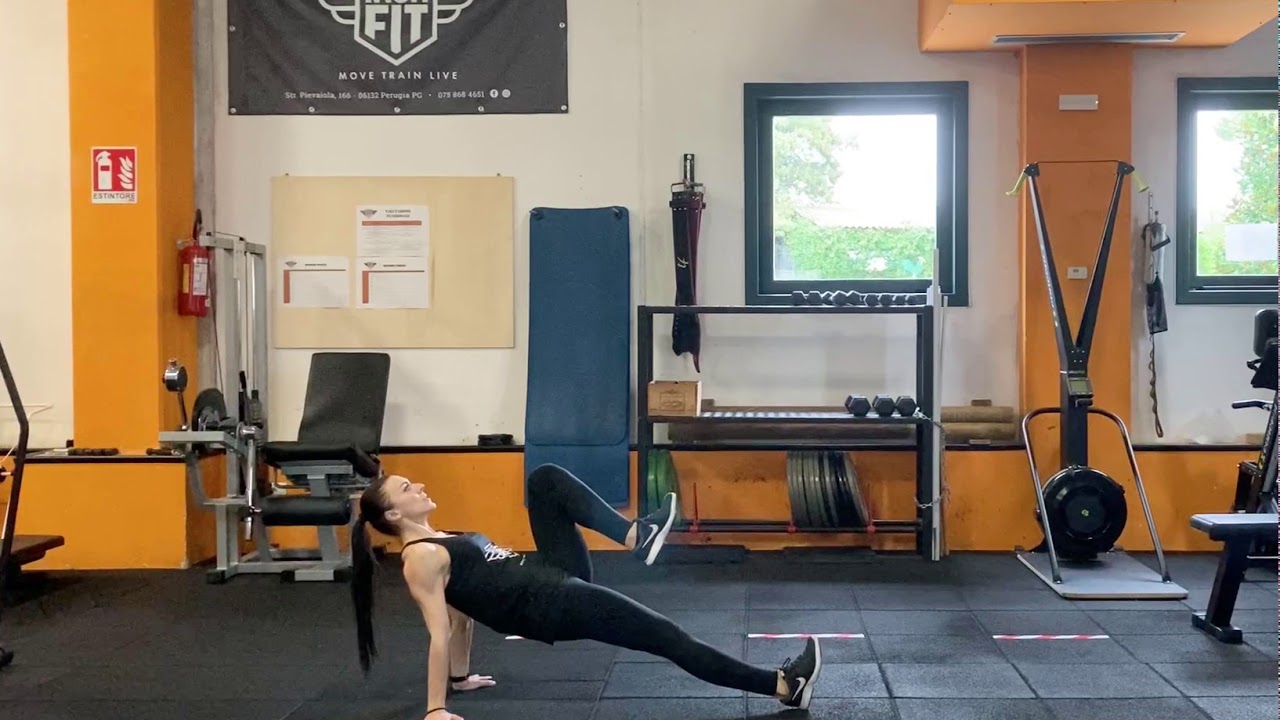 Reverse Plank knee to chest