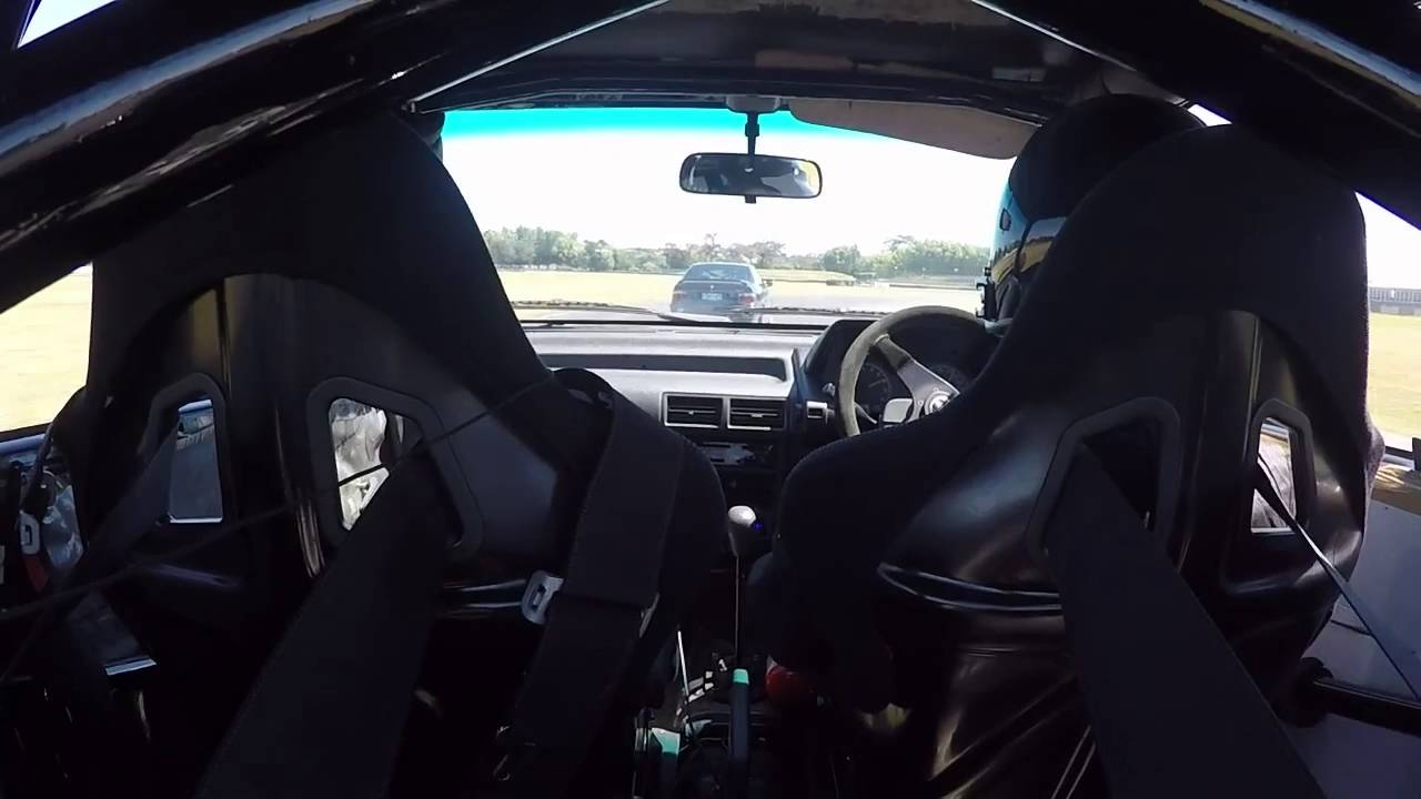 Daihatsu Charade Gtxx ( Gtti ) VS BMW E36 M3