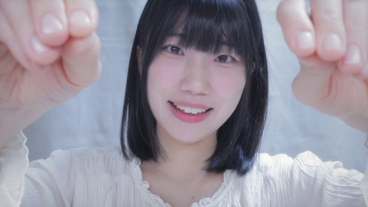 Korean ASMR Soft Hand Movements to Help You Sleep🙌/ Whispering ASMR