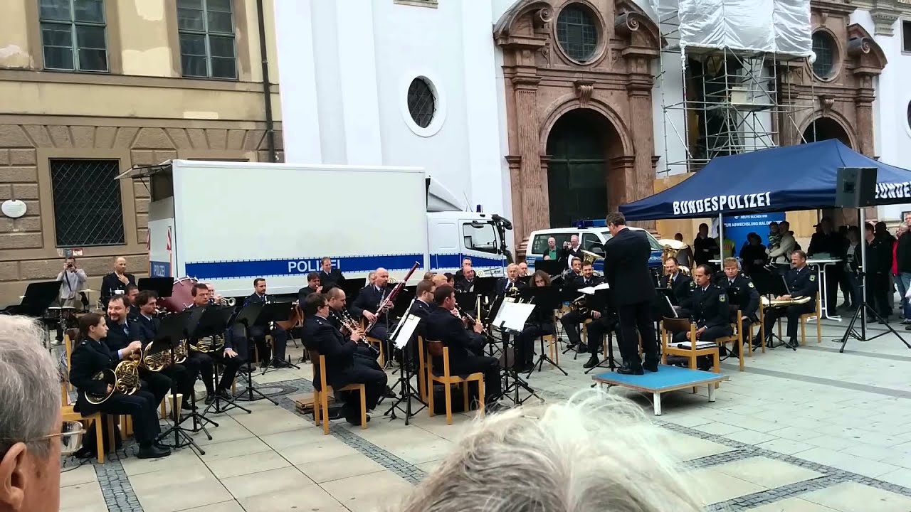 Symphony aus Bundespolizei München, Marienplatz