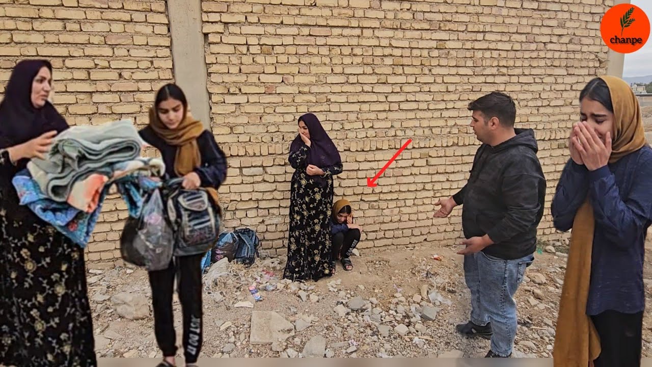 A strange story: Rescuing a homeless woman and girl in the rain!!😱