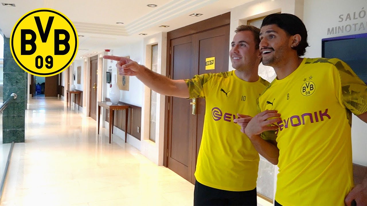 Hotel tour with Mario Götze & Mo Dahoud | BVB in Marbella
