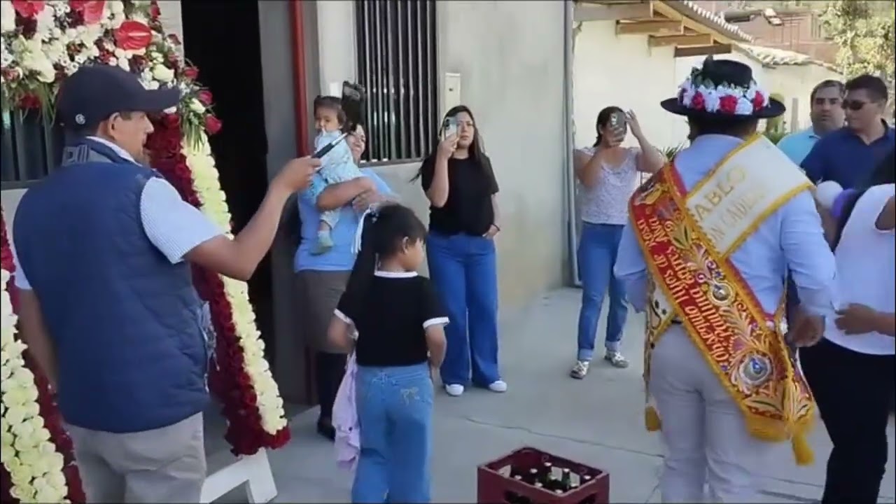 FIESTA PATRONAL TOMA CARHUAZ 2025 Adrián Yuncar y Rogelia Huambo 