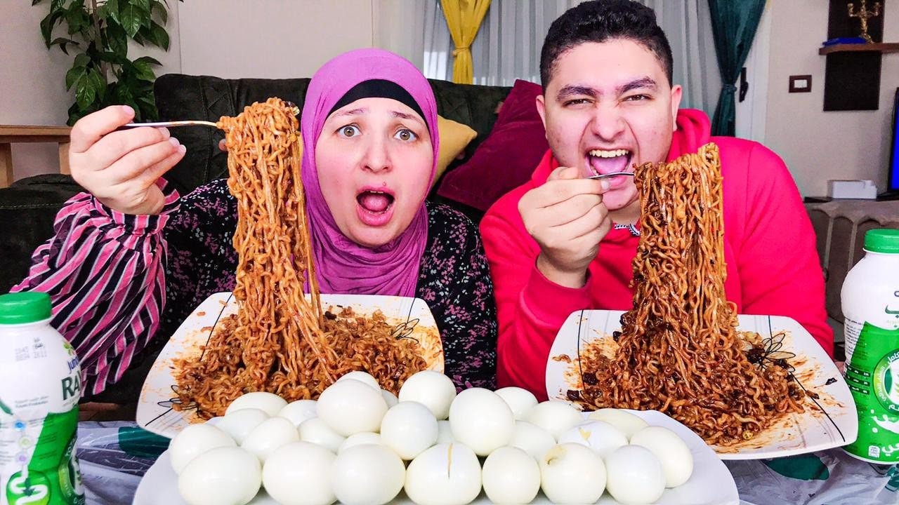 تحدى النودلز الكورى الحار مع 30 بيضه ⚪والعقاب بيض بالنوتيلا😱