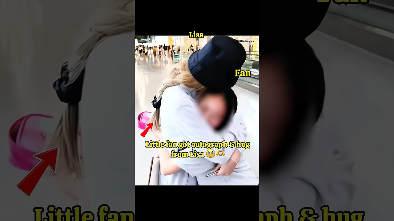 The way Lisa hug little BLINK at airport 😭💞 #blackpinkedit #deadline #lalisa #blackpinklisa