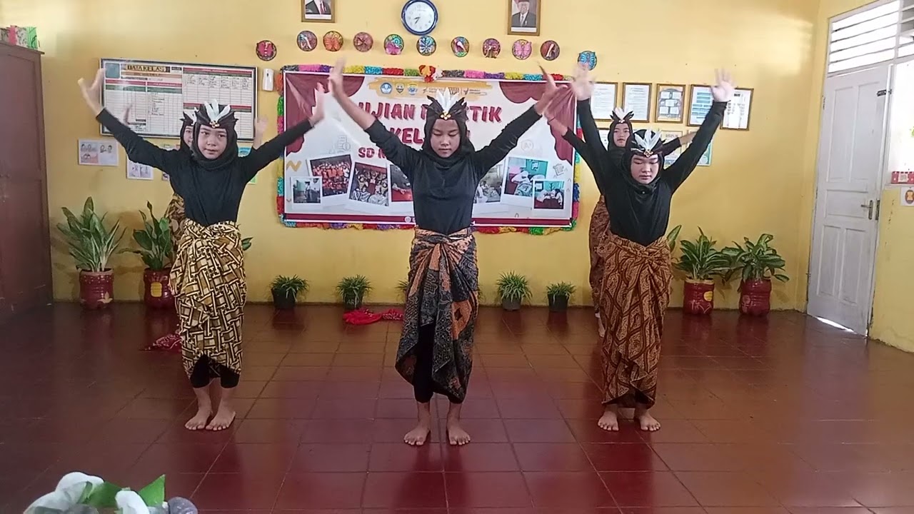 Ujian Praktik Tari Kreasi Kelompok 6 #kelas6 #sdnsukamaju#sumedangutara#video #menari#anakhebat