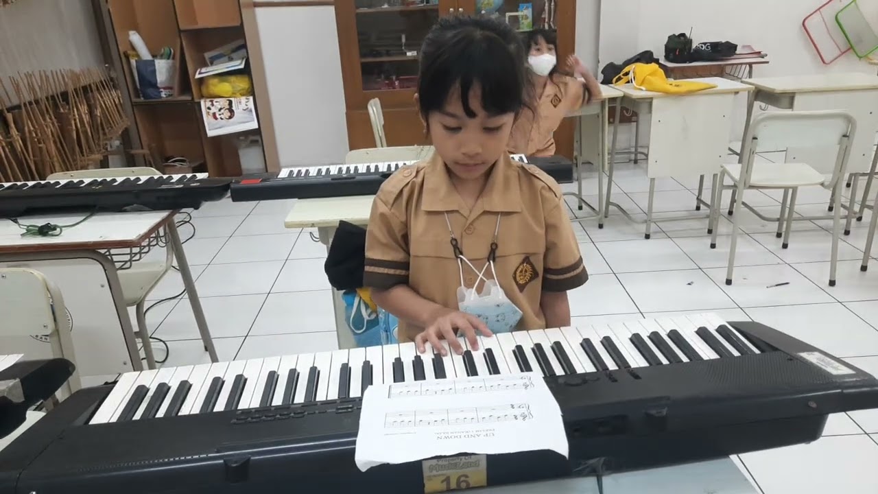 Natasha - SD Kalam Kudus - Up and Down - Perform Imlek - Kamis, 12 Feb 2026