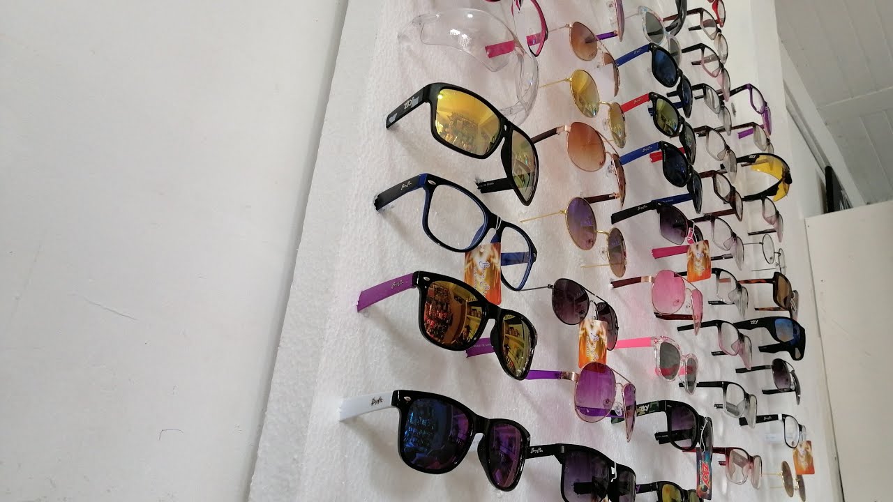 Exhibidor de gafas en icopor