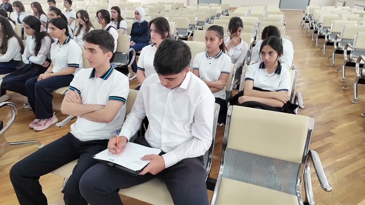 Suraxanı rayonu 87 nömrəli tam orta məktəbdə vərəmin profilaktikası haqqında maarifləndirici tədbir